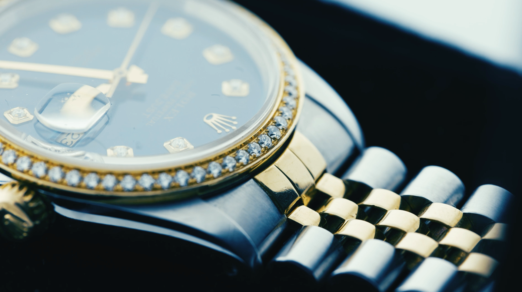 Watch authentication close-up